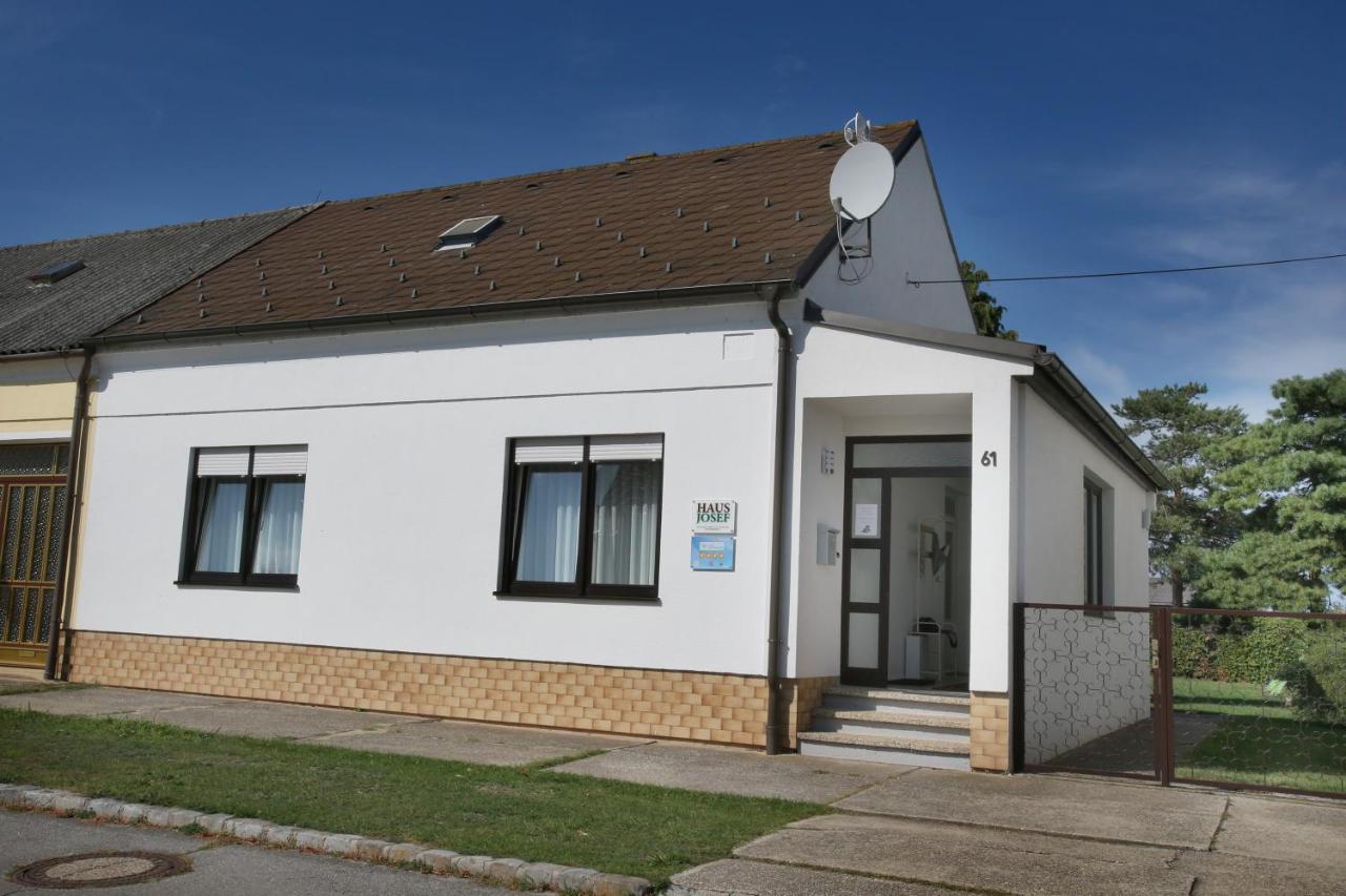 Haus Josef Apartment Sankt Andra am Zicksee Exterior photo